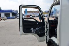 福田 时代领航S1 120马力 3.7米单排厢式小卡(液刹)