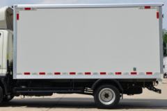 福田 时代领航S1 120马力 3.7米单排厢式小卡(液刹)