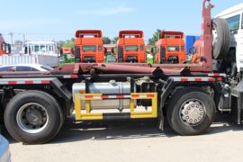 重汽汕德卡底盘&nbsp;垃圾运输车底盘图片