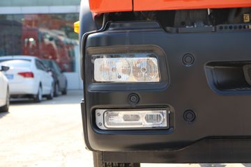 �й����� �ǵ¿�SITRAK G5 220���� 4X2 6.8�������ػ���(����)ͼƬ