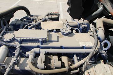 �й����� �ǵ¿�SITRAK G5 220���� 4X2 6.8�������ػ���(����)ͼƬ