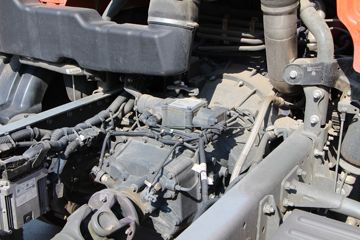 �й����� �ǵ¿�SITRAK G5 220���� 4X2 6.8�������ػ���(����)ͼƬ
