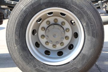 �й����� �ǵ¿�SITRAK G5 220���� 4X2 6.8�������ػ���(����)ͼƬ
