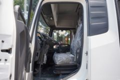 东风商用车 天锦KR 210马力 4X2 6.8米厢式载货车 东风商用车 天锦KR 210马力 4X2 6.8米厢式载货车