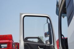 东风商用车 天锦KR 210马力 4X2 6.8米厢式载货车 东风商用车 天锦KR 210马力 4X2 6.8米厢式载货车