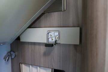 �ൺ��� ӥ; ����� 560���� 6X4 AMT�Զ���ǣ����(����)(CA4250P33K2T1RE6A80)ͼƬ