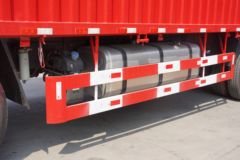 东风新疆 畅行D3V 260马力 6X2 7.8米翼开启厢式载货车(法士特8挡)(DFV5253XYKGP6D1)