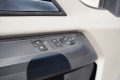 中国重汽HOWO 小将 127马力 4X2 3.6米单排栏板小卡(ZZ1047F3112F145)