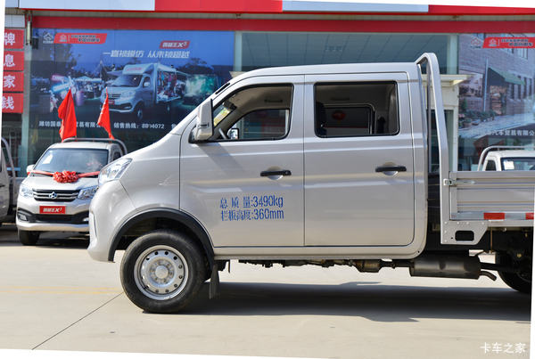 �����±�T5˫�ţ������ڳ�2.6�ף�1.6L����