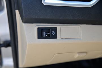 ������Խ �±�T5 1.6L 122���� ���� 2.6��˫������С��(����)(������)(SC1031NAD6B3)ͼƬ