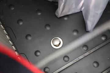 �ൺ��� ӥ; ͷ�Ȳ� 560���� 6X4 AMT�Զ���ǣ����(����)(CA4259P35K2T1E6A80)ͼƬ