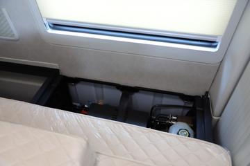 �ൺ��� ӥ; ͷ�Ȳ� 560���� 6X4 AMT�Զ���ǣ����(����)(CA4259P35K2T1E6A80)ͼƬ