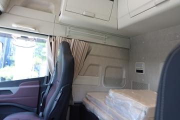 �ൺ��� ӥ; ͷ�Ȳ� 560���� 6X4 AMT�Զ���ǣ����(����)(CA4259P35K2T1E6A80)ͼƬ