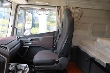 �ൺ��� ӥ; ͷ�Ȳ� 560���� 6X4 AMT�Զ���ǣ����(����)(CA4259P35K2T1E6A80)ͼƬ