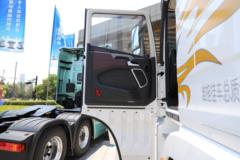 青岛解放 鹰途 头等舱 560马力 6X4 AMT自动挡牵引车(国六)(CA4259P35K2T1E6A80)