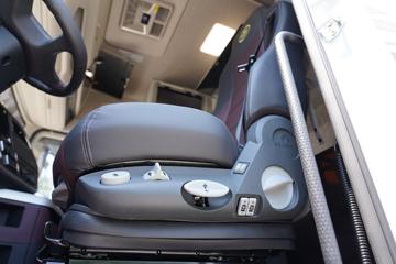 �ൺ��� ӥ; ͷ�Ȳ� 620���� 6X4 AMT�Զ���ǣ����(����)(CA4257P35K18T1E6A80)ͼƬ