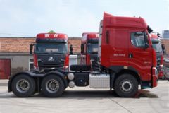 乘龙H7牵引车限时促销中 优惠3万!!