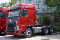 东风柳汽 乘龙H7重卡 3.0版 460马力 6X4 危险品牵引车(国六)(LZ4250H5DC2)
