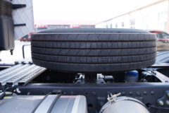 东风柳汽 乘龙H7重卡 3.0版 460马力 6X4 危险品牵引车(国六)(LZ4250H5DC2)