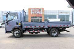 中国重汽HOWO 统帅 150马力 4.15米单排栏板轻卡(法士特8档)(ZZ1047G3215F144)