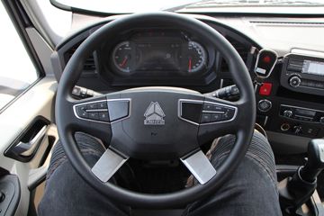 �й�����HOWO ͳ˧ 150���� 4.15�׵��������Ῠ(��ʿ��8��)ͼƬ