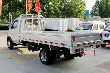 鑫源T50S&nbsp;载货车外观                                                图片