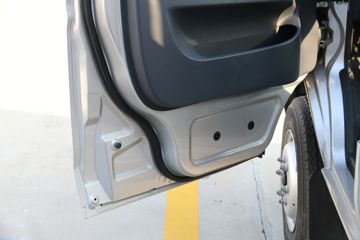 �� T50S 1.6L 116���� ���� 3.6�׵�������΢��(����)ͼƬ