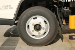 江铃 顺威窄体 127马力 4.22米单排栏板轻卡(国六)(JX1041TGC26)