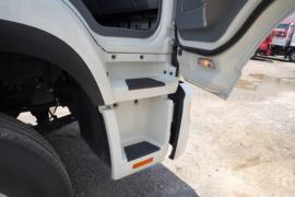 德沃斯Q9&nbsp;载货车驾驶室                                               图片