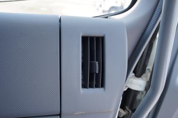 ���� ����˹Q9 220���� 4X2 9.8���Ű���������ʽ�ػ���(����)(HFC5181XYKB80K1E4S)ͼƬ