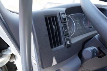 ���� ����˹Q9 220���� 4X2 9.8���Ű���������ʽ�ػ���(����)(HFC5181XYKB80K1E4S)ͼƬ