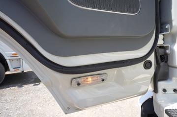 ���� ����˹Q9 220���� 4X2 9.8���Ű���������ʽ�ػ���(����)(HFC5181XYKB80K1E4S)ͼƬ