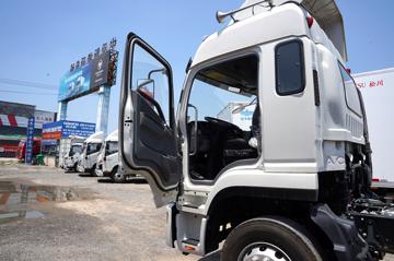 ���� ����˹Q9 220���� 4X2 9.8���Ű���������ʽ�ػ���(����)(HFC5181XYKB80K1E4S)ͼƬ