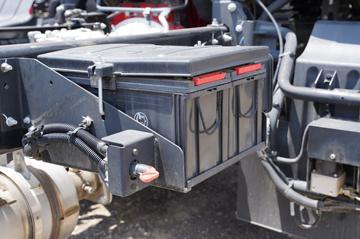 ���� ����˹Q9 220���� 4X2 9.8���Ű���������ʽ�ػ���(����)(HFC5181XYKB80K1E4S)ͼƬ