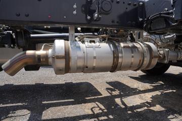 ���� ����˹Q9 220���� 4X2 9.8���Ű���������ʽ�ػ���(����)(HFC5181XYKB80K1E4S)ͼƬ