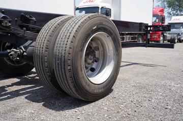 ���� ����˹Q9 220���� 4X2 9.8���Ű���������ʽ�ػ���(����)(HFC5181XYKB80K1E4S)ͼƬ