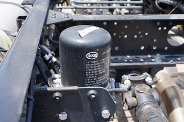 ���� ����˹Q9 220���� 4X2 9.8���Ű���������ʽ�ػ���(����)(HFC5181XYKB80K1E4S)ͼƬ