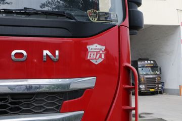 �������� ��ʨC6�ؿ�PRO 460���� 6X4 ǣ����(����)(CQ4257HV11334)ͼƬ