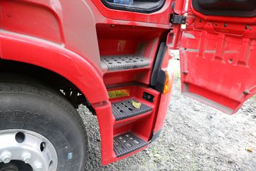 �������� ��ʨC6�ؿ�PRO 460���� 6X4 ǣ����(����)(CQ4257HV11334)ͼƬ