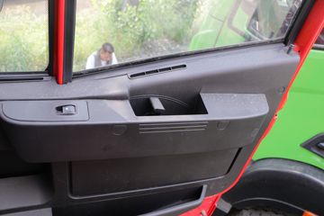 �������� ��ʨC6�ؿ�PRO 460���� 6X4 ǣ����(����)(CQ4257HV11334)ͼƬ