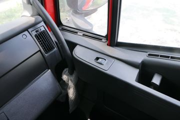 �������� ��ʨC6�ؿ�PRO 460���� 6X4 ǣ����(����)(CQ4257HV11334)ͼƬ