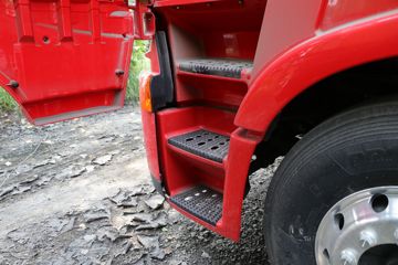 �������� ��ʨC6�ؿ�PRO 460���� 6X4 ǣ����(����)(CQ4257HV11334)ͼƬ