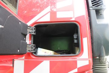 �������� ��ʨC6�ؿ�PRO 460���� 6X4 ǣ����(����)(CQ4257HV11334)ͼƬ