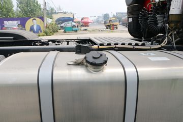 �������� ��ʨC6�ؿ�PRO 460���� 6X4 ǣ����(����)(CQ4257HV11334)ͼƬ