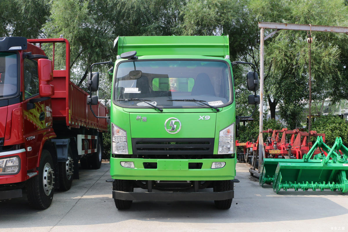 陕汽商用车 轩德X9 标载版 220马力 6X2 4.3米自卸车(中提升轴)