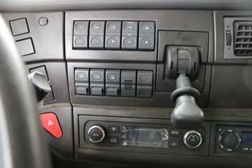 �������� ��ʨC6 ���ذ� 420���� 8X4 6.5����ж��(����)(CQ3317HD10286)ͼƬ