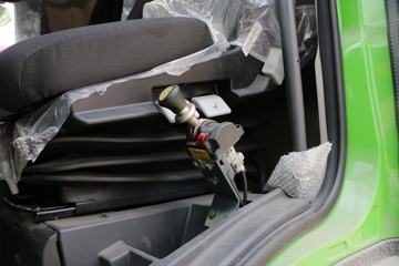 �������� ��ʨC6 ���ذ� 420���� 8X4 6.5����ж��(����)(CQ3317HD10286)ͼƬ