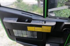上汽红岩 杰狮C6 重载版 420马力 8X4 6.5米自卸车(国六)(CQ3317HD10286)