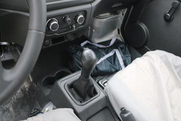 ������Խ��X1 ��׼�� 1.6L 122���� 2.96����س�(����)(SC5034XLCXDD6B1)ͼƬ