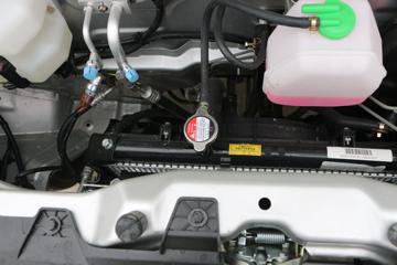 ������Խ��X1 ��׼�� 1.6L 122���� 2.96����س�(����)(SC5034XLCXDD6B1)ͼƬ